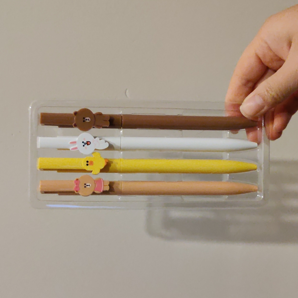 Official line friends Cony Brown Choco Sally gel pens